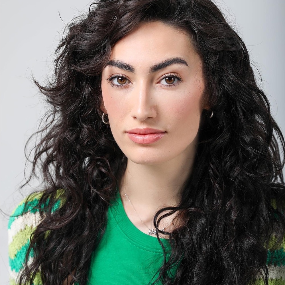 Meet your Posher, Alyssa